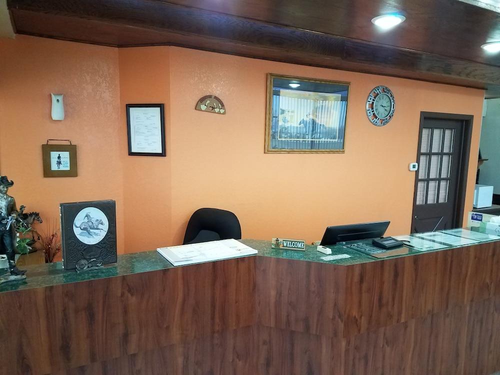 קירני Western Inn South מראה חיצוני תמונה