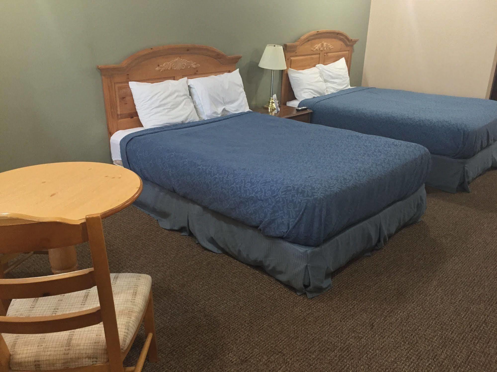 קירני Western Inn South מראה חיצוני תמונה