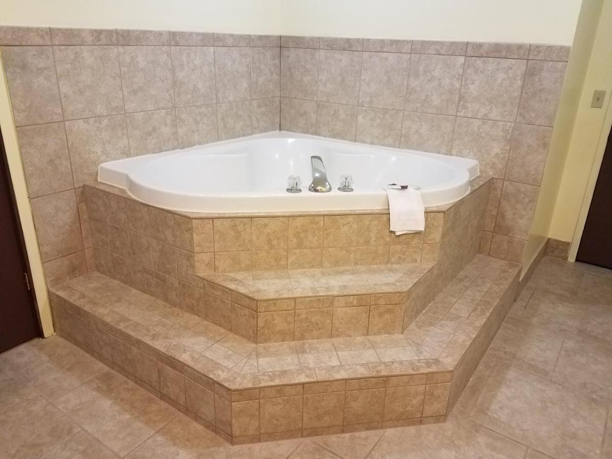 קירני Western Inn South מראה חיצוני תמונה